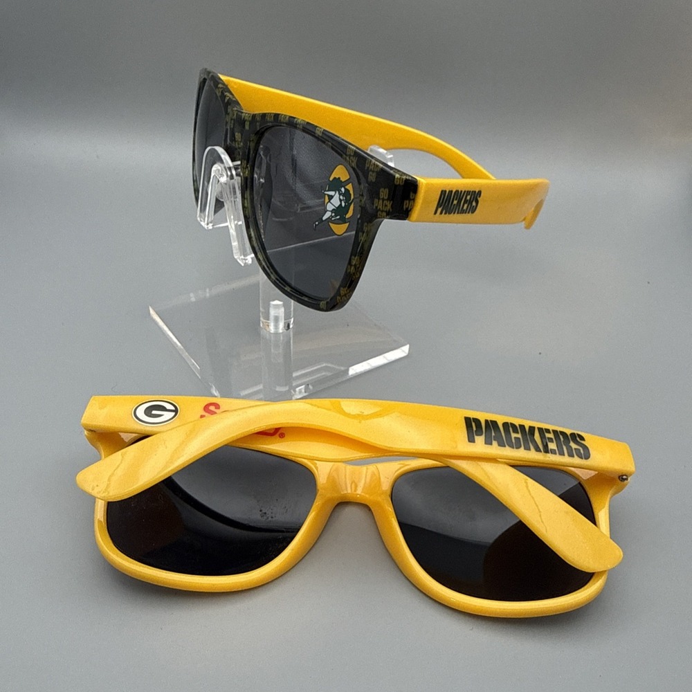 2 prs Green Bay Packers Sportsfarer Sunglasses Licensed NFLFootball Green/Yellow